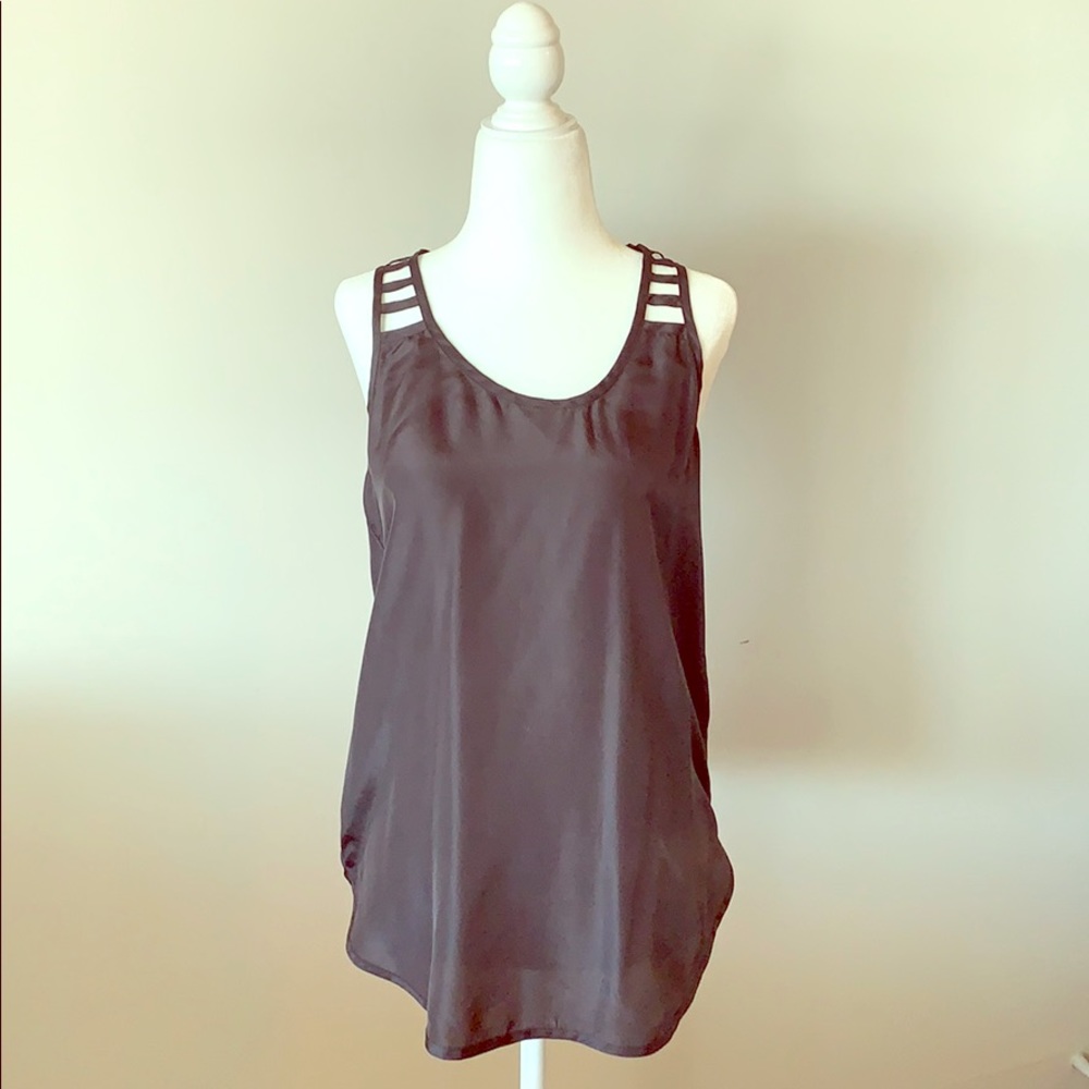 Last April 100% silk sleeveless top